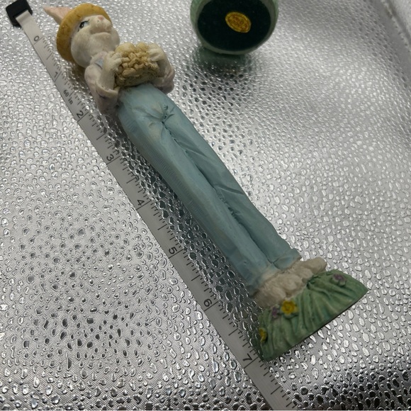 Vintage Tall Easter Bunny Rabbit Pencil Figurines - Picture 8 of 8